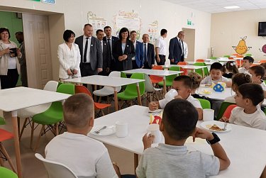 В Саракташе открыли школу после капремонта